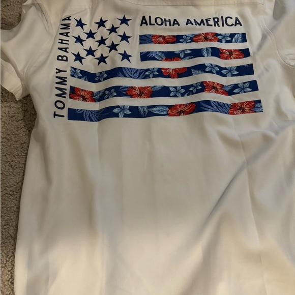 Tommy Bahama Camp Shirt Aloha America Embroidered Panelback Silk S Short Sleeve